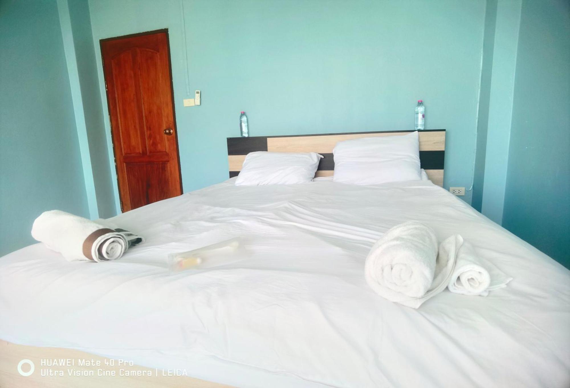 Hotel 115 Townhouse Ban Khlong Krang Exterior foto
