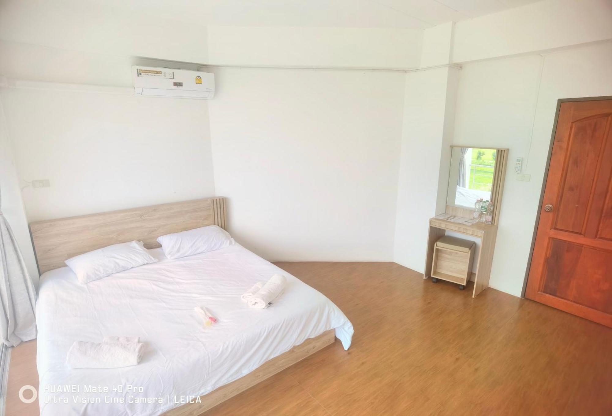 Hotel 115 Townhouse Ban Khlong Krang Exterior foto